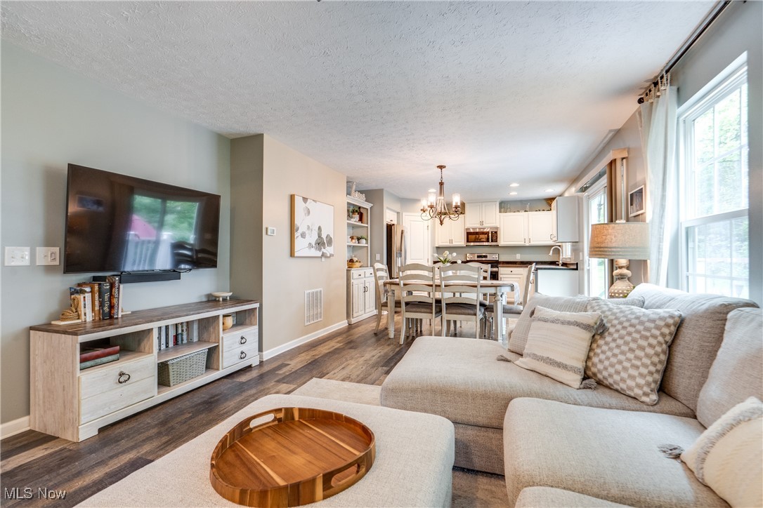 Emerald Estates - Residential