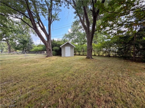 Tiny photo for 971 Learidge Road, Cleveland, OH 44124 (MLS # 5239394)