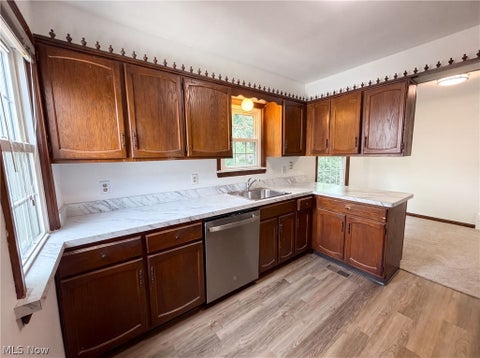 Tiny photo for 971 Learidge Road, Cleveland, OH 44124 (MLS # 5239394)