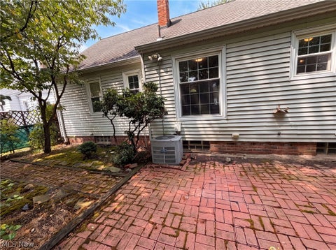 Tiny photo for 971 Learidge Road, Cleveland, OH 44124 (MLS # 5239394)