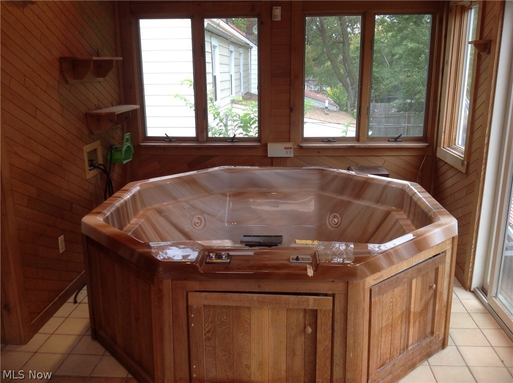 Shaker View - Residential