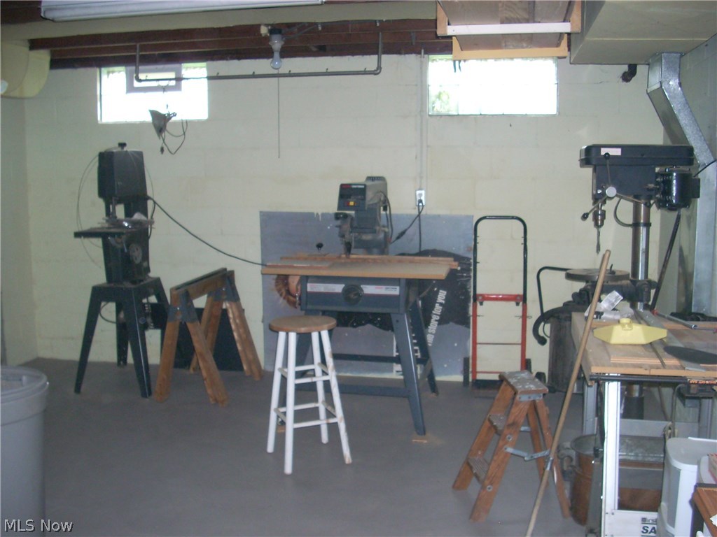 Village/Canfield - Residential