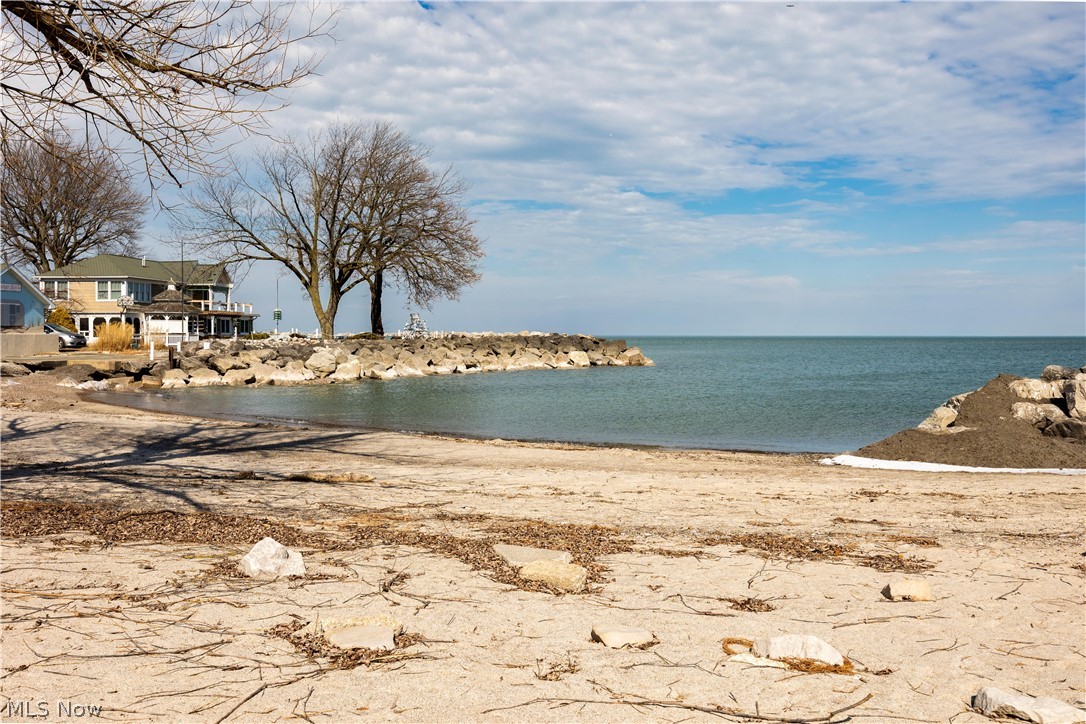 Grand Forest Beach Allotment - Residential