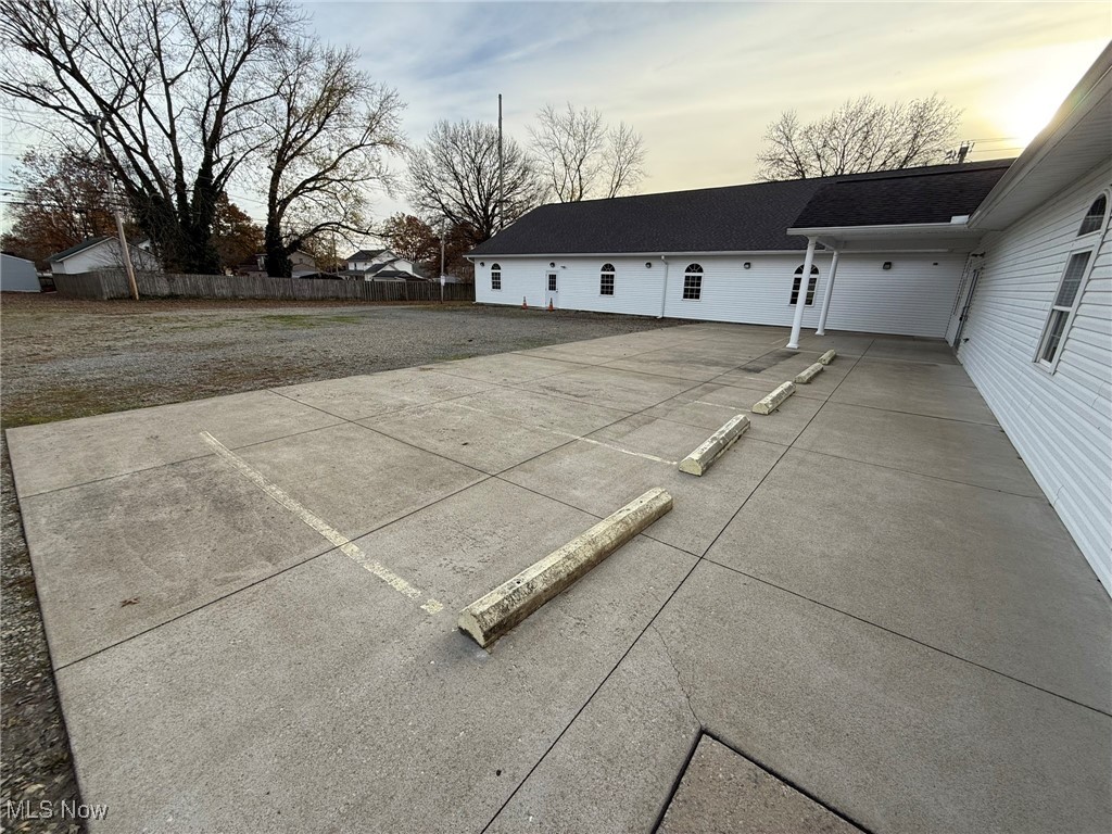 Dover - Commercial Sale