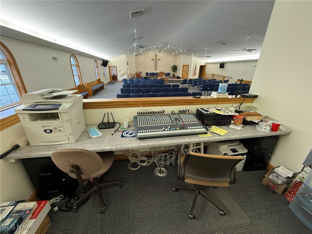 Dover - Commercial Sale