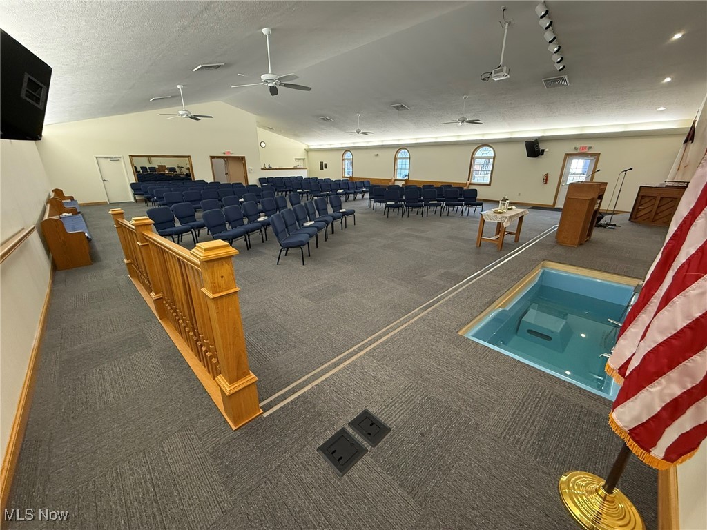 Dover - Commercial Sale