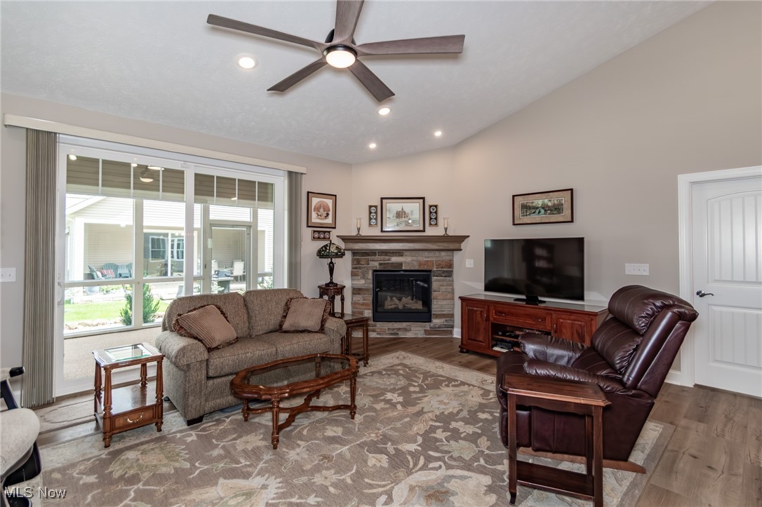 Hygrove Villas Condo - Residential