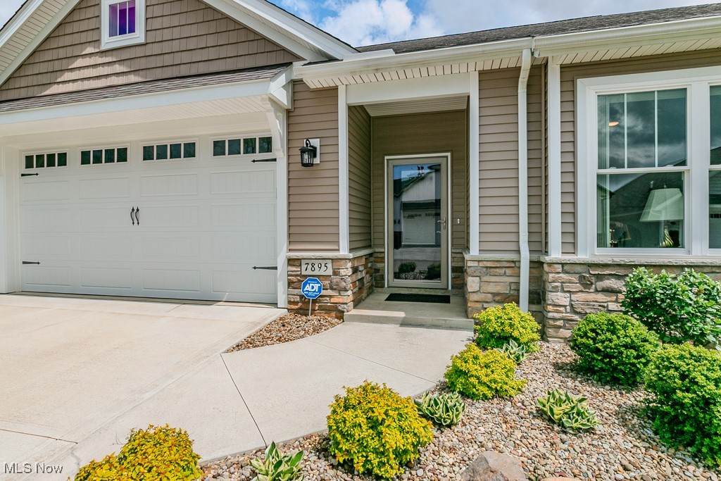 Hygrove Villas Condo - Residential