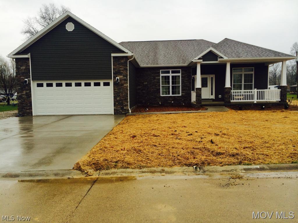 Country View Manor - Residential