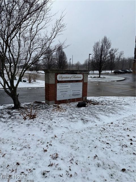 Tiny photo for 822 Kumho Drive #103, Fairlawn, OH 44333 (MLS # 5179019)