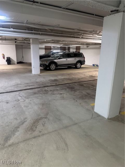 Tiny photo for 822 Kumho Drive #103, Fairlawn, OH 44333 (MLS # 5179019)