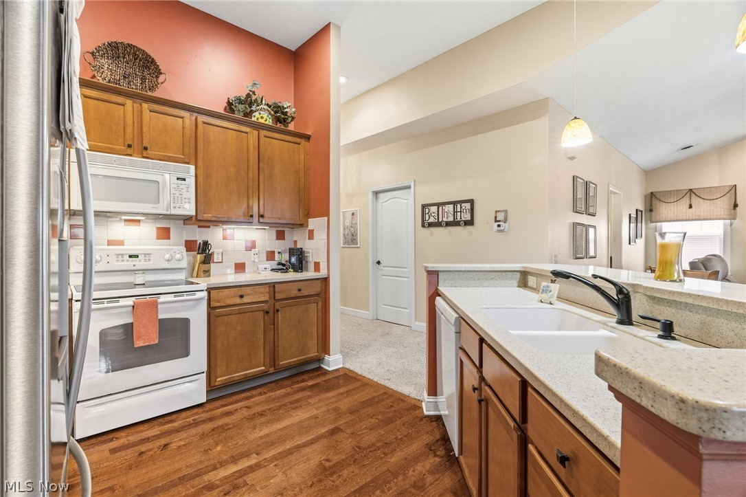 Fountains/Meyers Lake - Residential