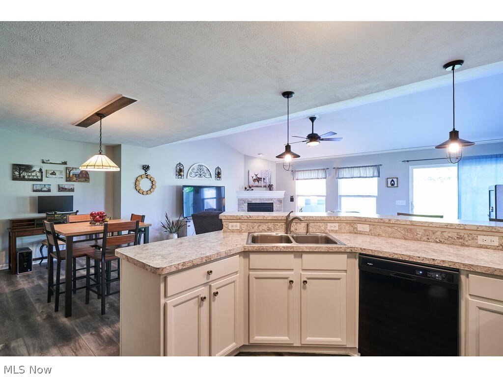 Nautical Ridge Ph 2 Condo - Residential