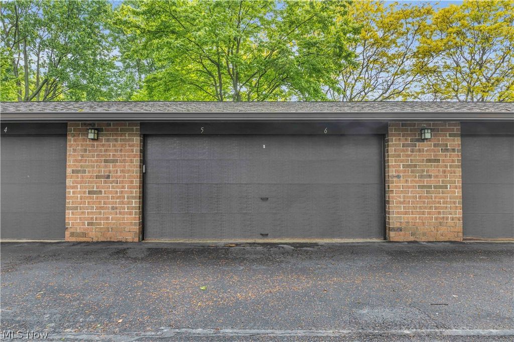 Photo of 22954 Maple Ridge Road #202B, North Olmsted, OH 44070 (MLS # 5194143)