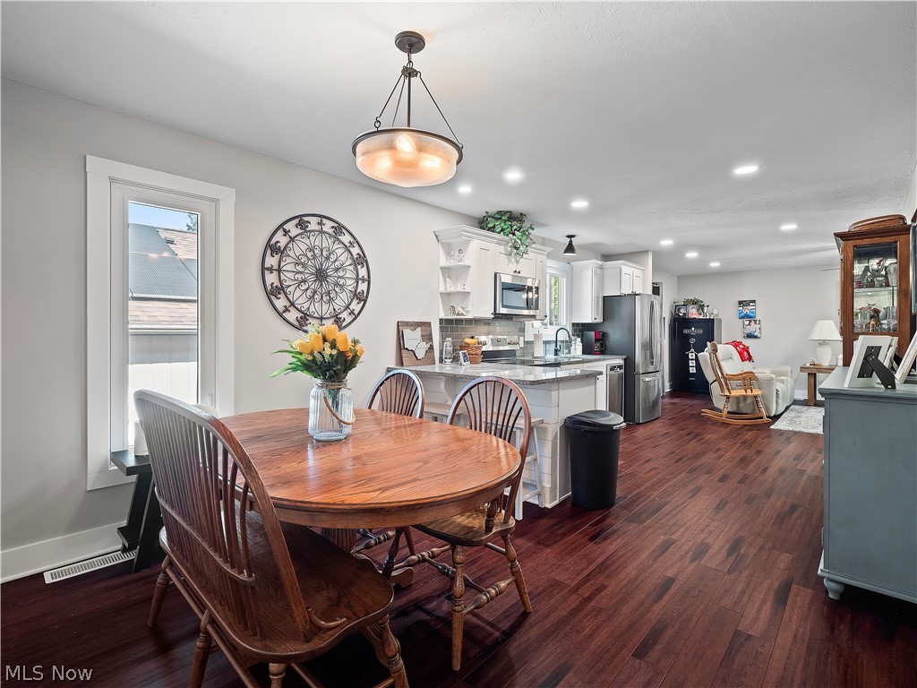 Ledgewood - Residential