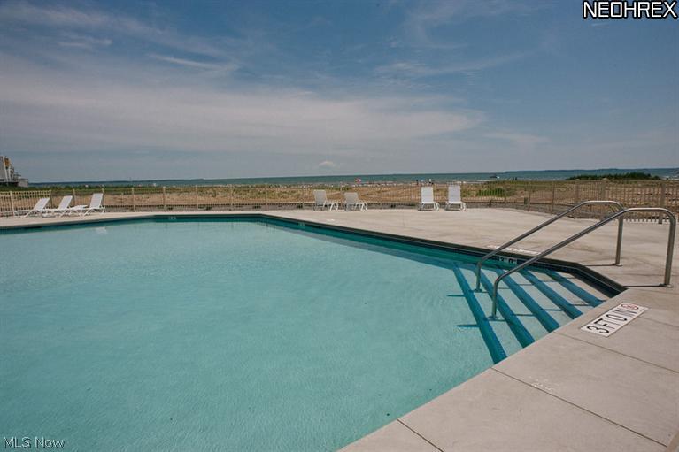 Beach Towne - Residential