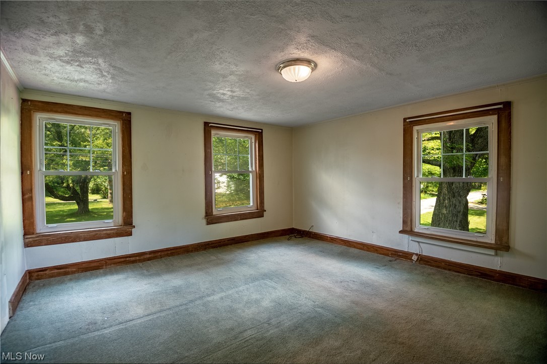 Stanislaw - Residential