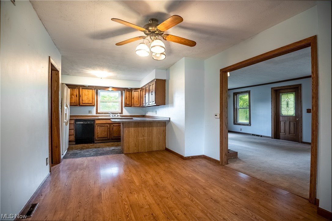 Stanislaw - Residential