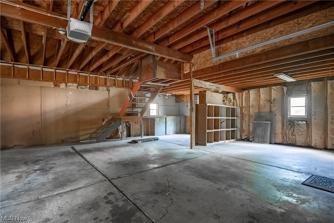 Stanislaw - Residential