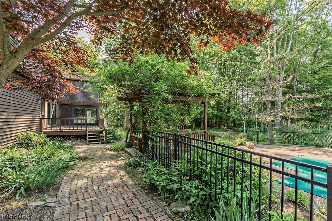 Squires Woods 02 - Residential