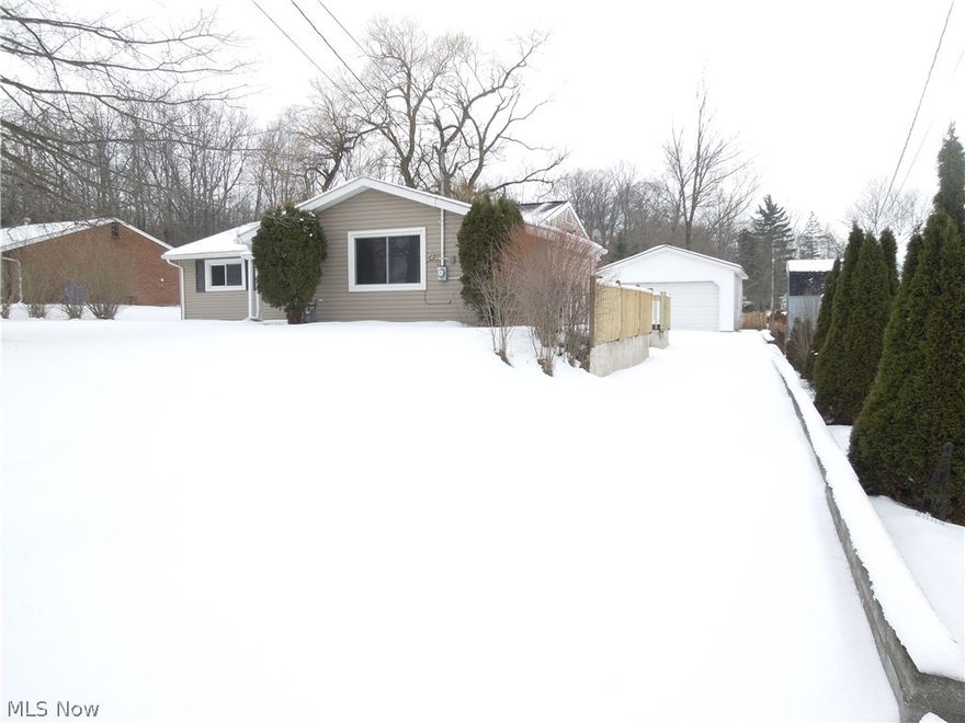 Don't wait to view this fantastic, remodeled ranch home. Updated, clean, bright, neutral decor! Enjoy 3 freshly painted bedrooms and 1.5 bathrooms! Located on a quiet cul-de-sac. Open floor plan! Wonderful kitchen with eat-in dining and stainless steel appliances! Bonus room with washer/dryer hook-ups! Large family room. Newer flooring! Garage! Plenty of storage throughout! Move right in and enjoy!