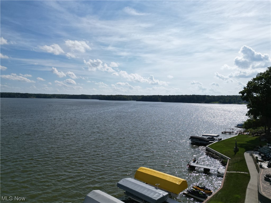 Lakeview Condos - Residential