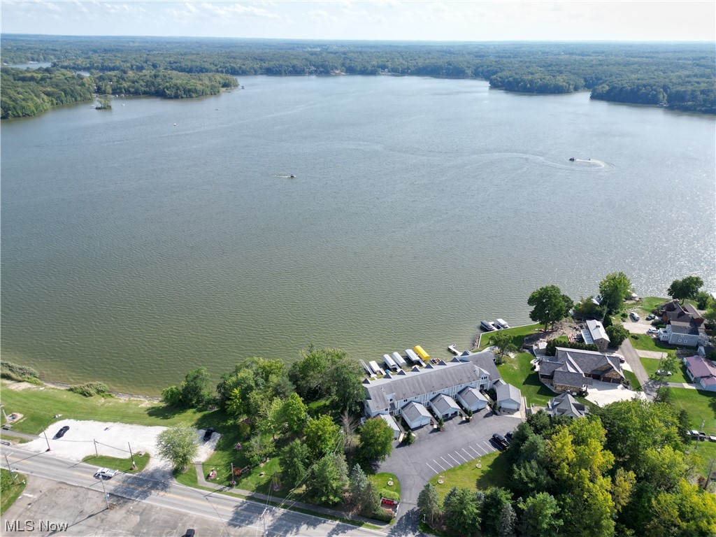 Lakeview Condos - Residential