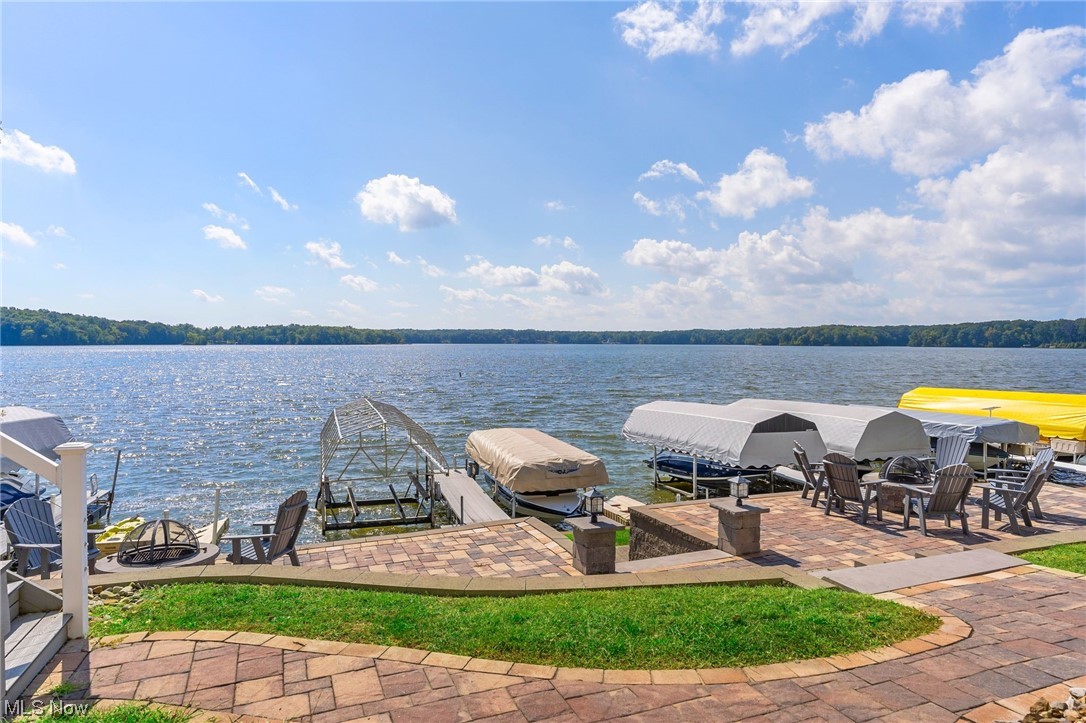 Lakeview Condos - Residential