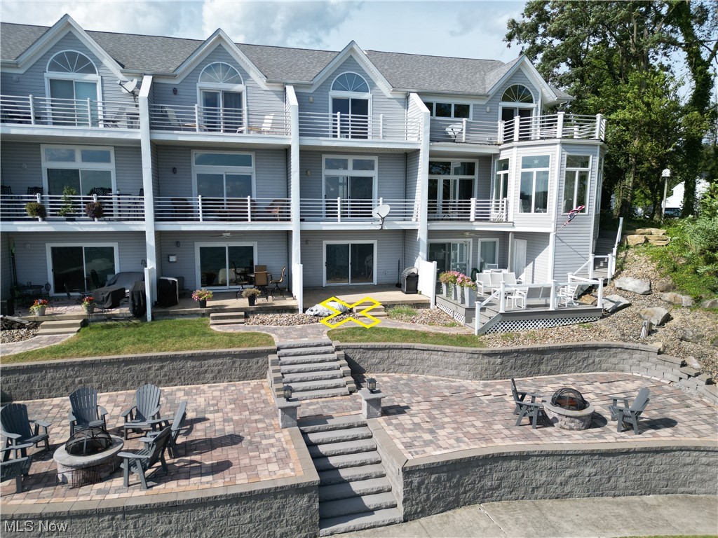 Lakeview Condos - Residential