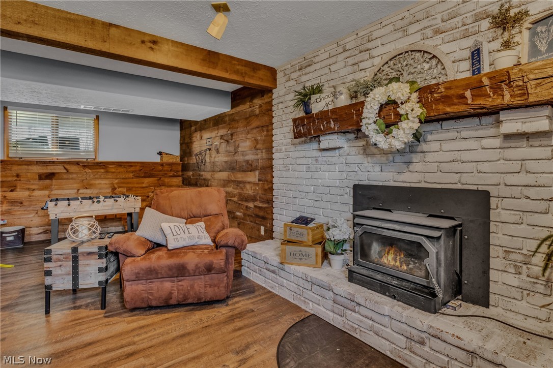 Bond Tr - Residential