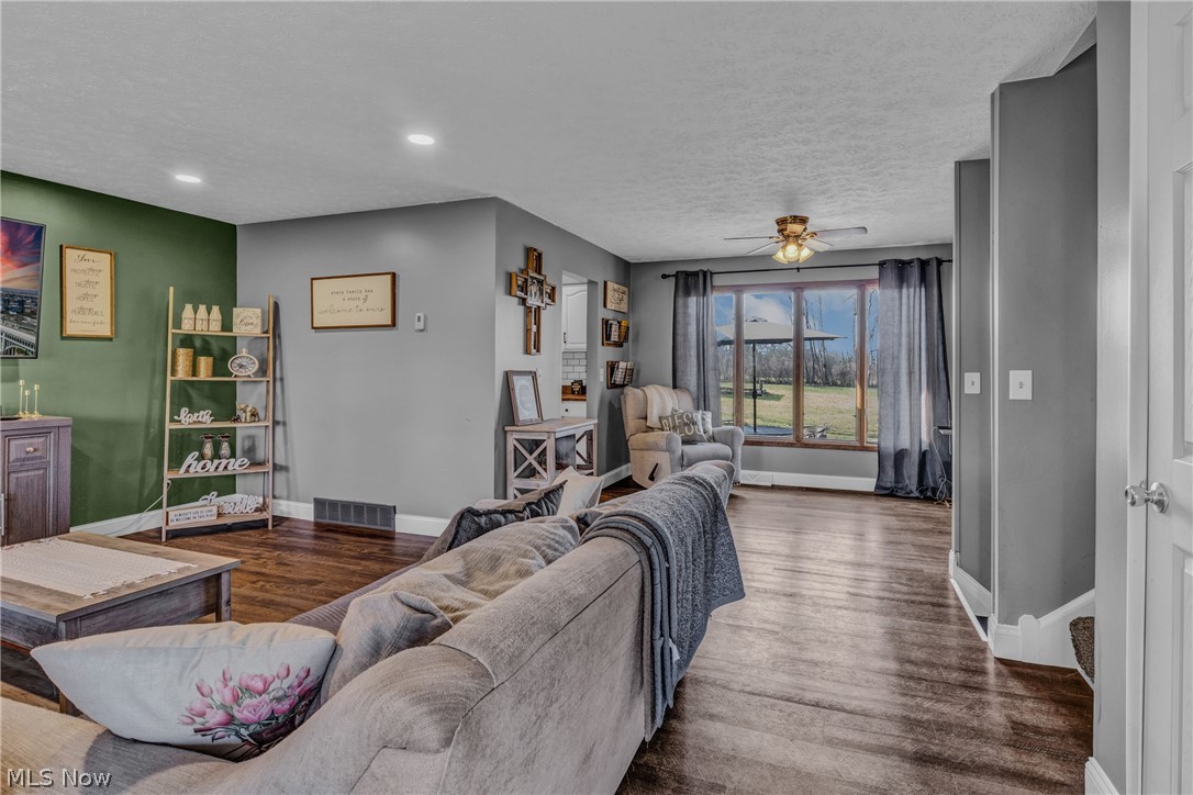 Bond Tr - Residential