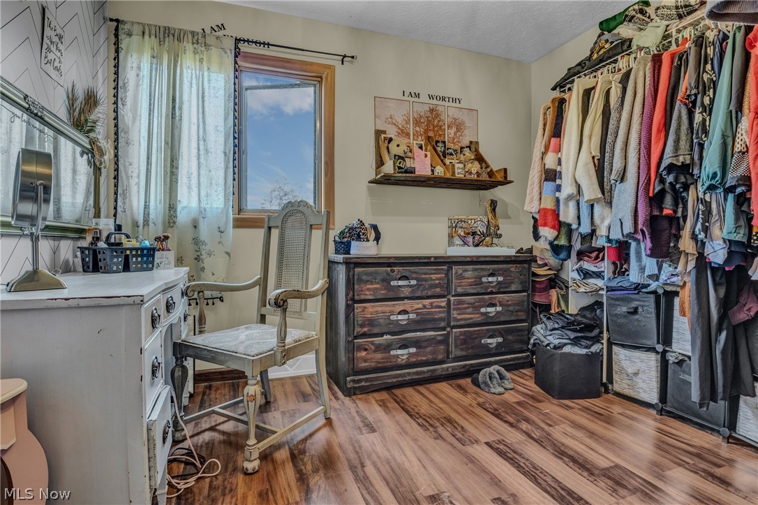 Bond Tr - Residential