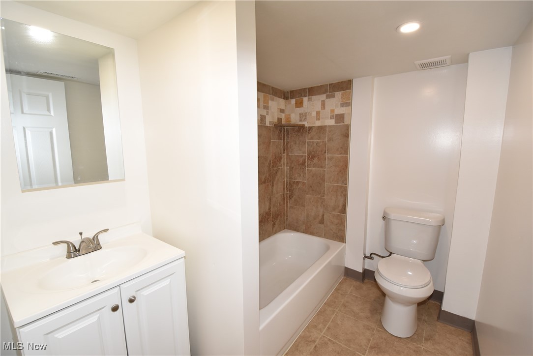 429 N Osborn Avenue, Youngstown, Ohio image 14