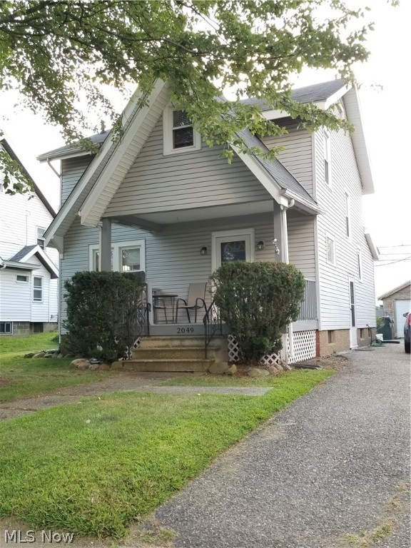 Super cute 3 bedroom/1 bathroom colonial home in Cuyahoga Falls! This home has a large living room with a decorative fireplace and bookcases on either side. The formal dining room has a large window that lets in plenty of natural lighting. The kitchen includes all appliances (excluding microwave) and features a cute breakfast nook! All three bedrooms are located on the 2nd floor and have hardwood flooring. The full bathroom is very spacious and offers a built in linen closet! Freshly painted, large front porch perfect for sitting out and enjoying your morning coffee! 1 car garage detached and fully fenced in backyard. Full, unfinished basement with storage shelving. Close to shopping, dining, schools and the Portage Crossings area. Don't miss out on this opportunity!