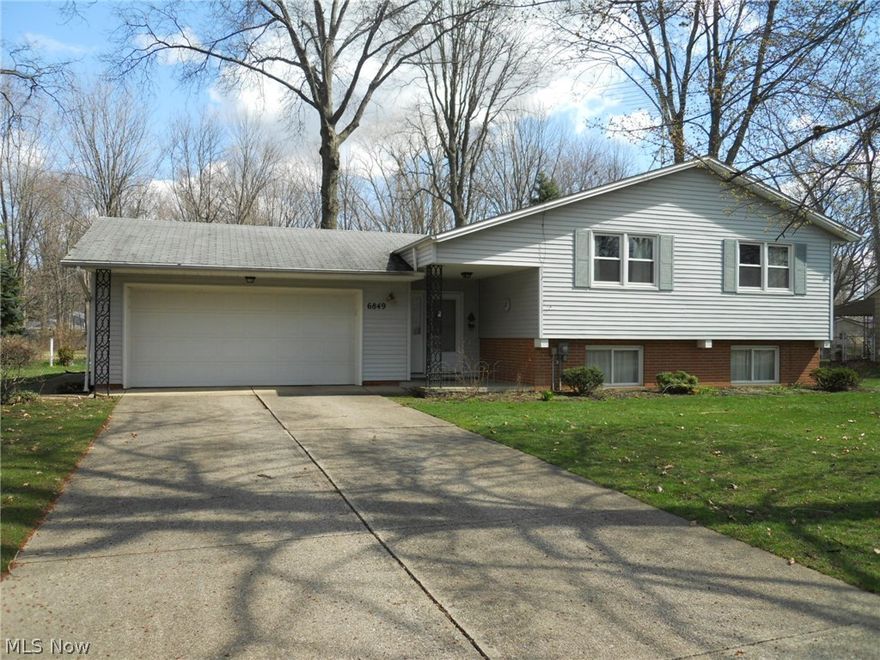 Seller says this home has been a great family home!  Great location, close to schools, parks and highways. So much space, almost 2000 sq ft, 3 nice sized bedrooms the? main level and a possible 4th bedroom on the lower level. There is a lovely flow of rooms on the main floor, with a large eat-in kitchen, formal dining room and spacious living room. No shortage of bathrooms,  three in total. If you still need more living space, the lower level is partially finished with large family and a huge bonus room and laundry room. The back yard is huge and just right for a pool, picnics or pets! This home has been lovingly maintained for many years including newer 96% efficient furnace, AC, and windows. You will definitely experience a nice warm and comfortable feeling the minute you walk in. So call for your showing right away!