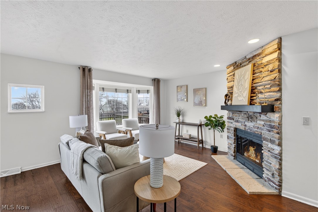 Belvedere Condo Ph 03 - Residential