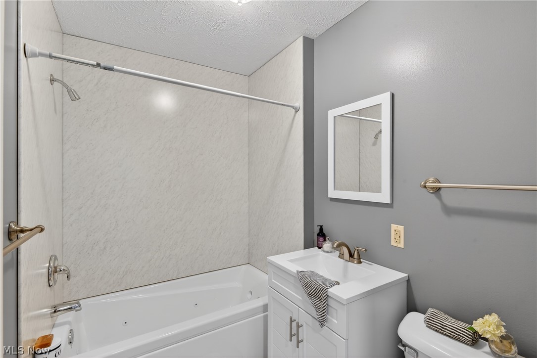 Belvedere Condo Ph 03 - Residential