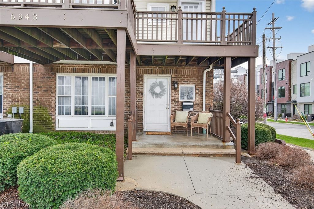 Photo of 6943 Father Caruso Drive, Cleveland, OH 44102 (MLS # 5198597)