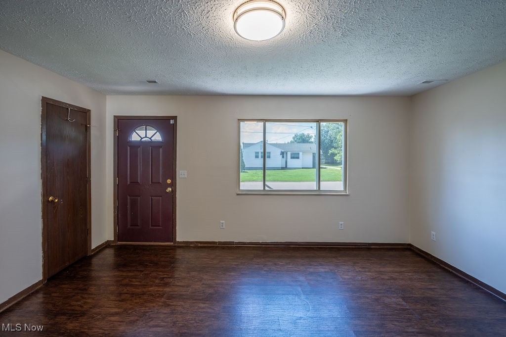 E E Rounds 02 Add/Belpre - Residential