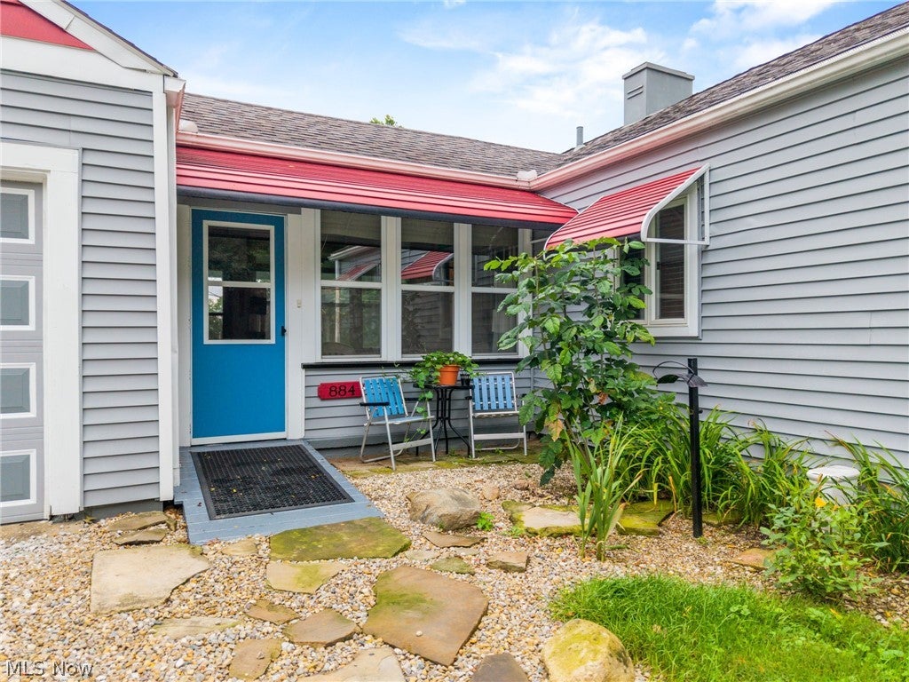 884 Monmouth Drive