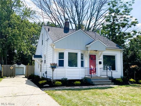 Homes For Sale - 1600 Bond Street<br/> Summit County, Akron, OH 44313