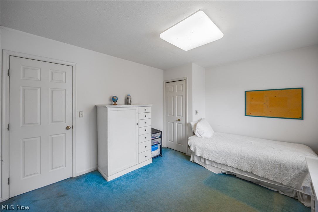 Woods/Auburn Lakes Condo - Residential