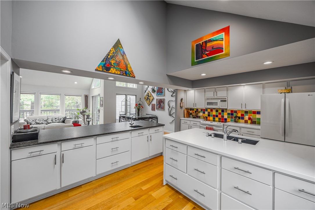 Woods/Auburn Lakes Condo - Residential