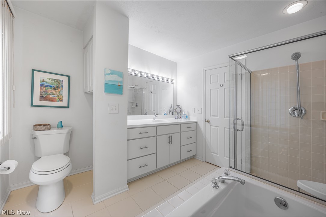 Woods/Auburn Lakes Condo - Residential