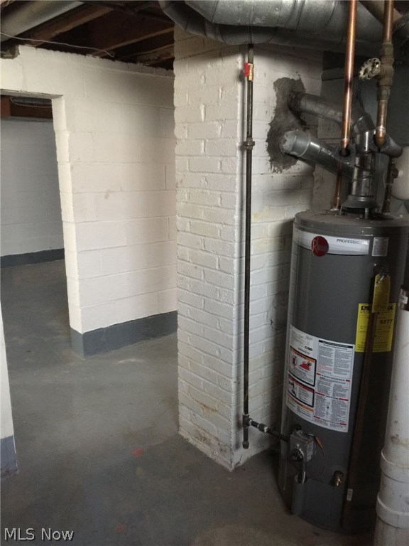 Elworthy-Helwick Cos Yorkshir - Residential Lease