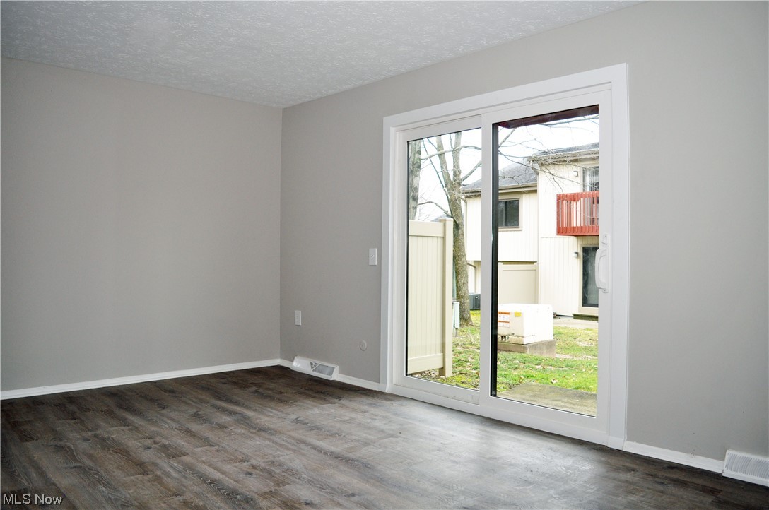 Sandpiper Condo - Residential