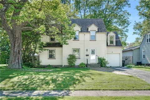 Photo for 621 Kenmore Avenue NE
