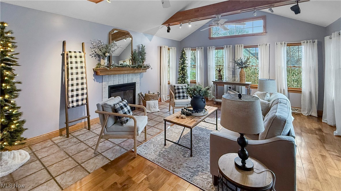 City/Canfield - Residential