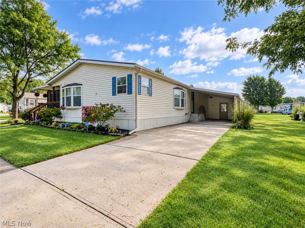 78 Periwinkle Drive
