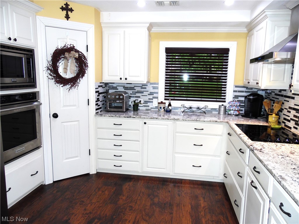 Hitchcock Heights - Residential